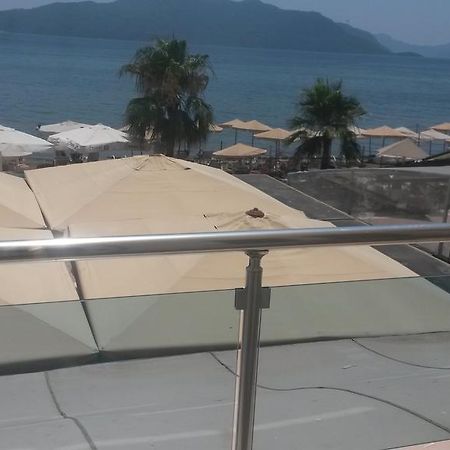 La Vita Beach Hotel 말마리스 외부 사진